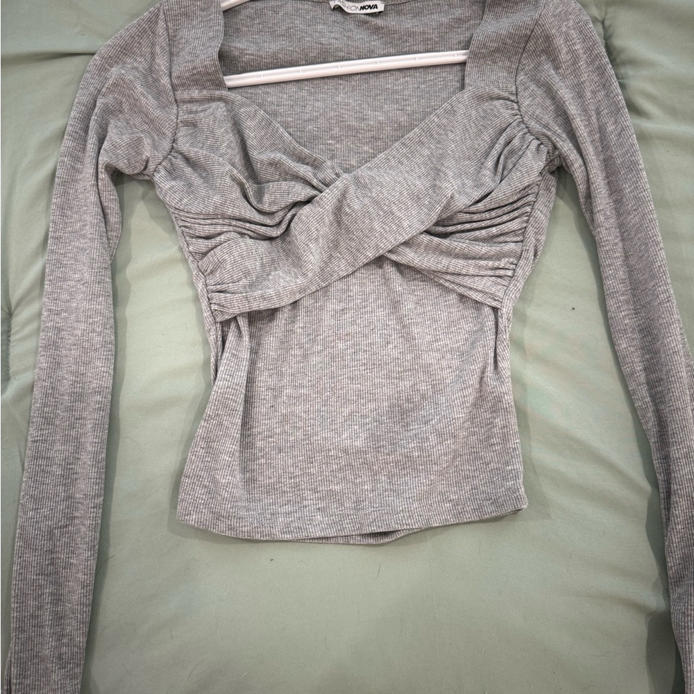 XS/S Tops - Picture 15 of 15